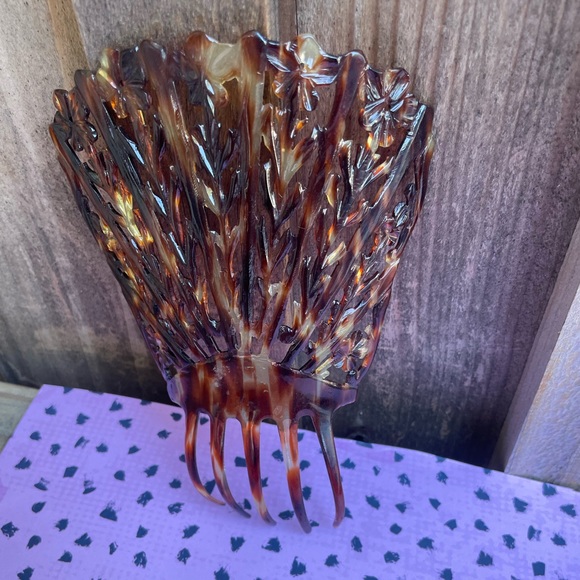 Antique Tortoise Shell Style Hair Adornment - Picture 2 of 5